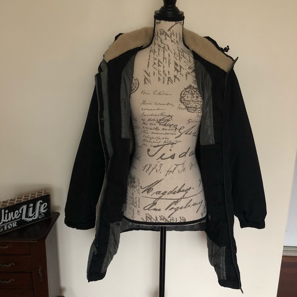 Lands’ End Insulated Squall Parka Winter Jacket - Picture 6 of 8